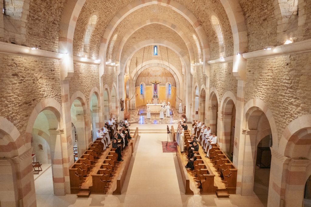 Recording of Tridentine Rite begins at Abbaye St Magdalene